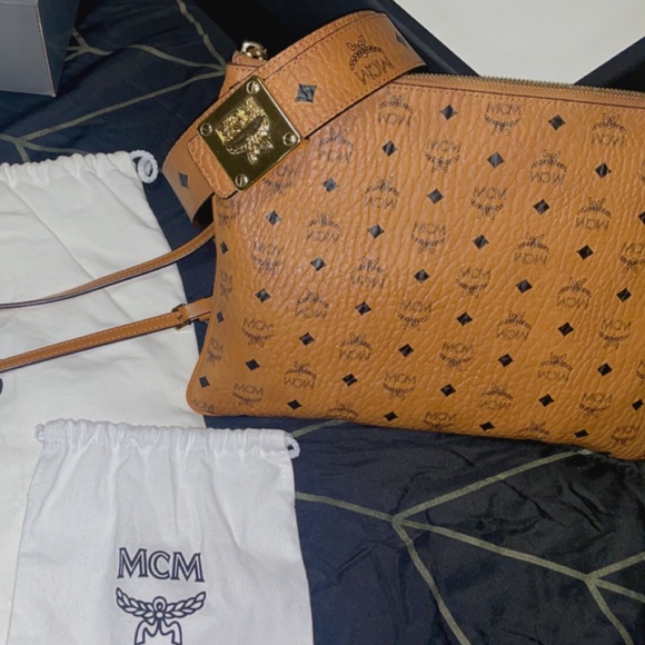 Cognac MCM belt